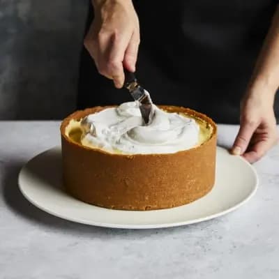 Lemon meringue cheesecake